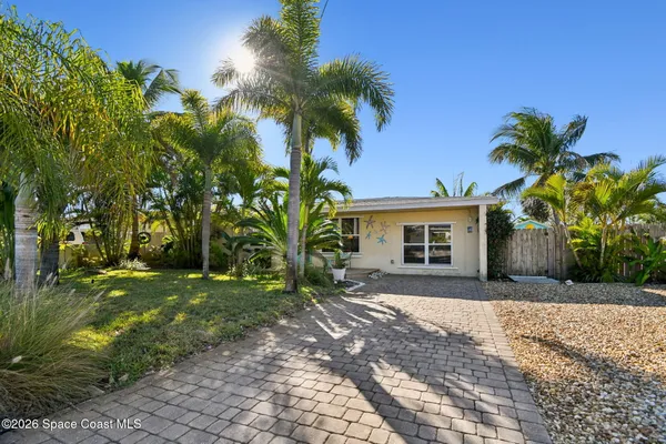 $550,000 | 140 Southeast 4th Street, Satellite Beach, FL 32937