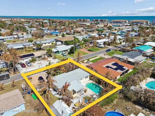 $550,000 | 140 Southeast 4th Street, Satellite Beach, FL 32937