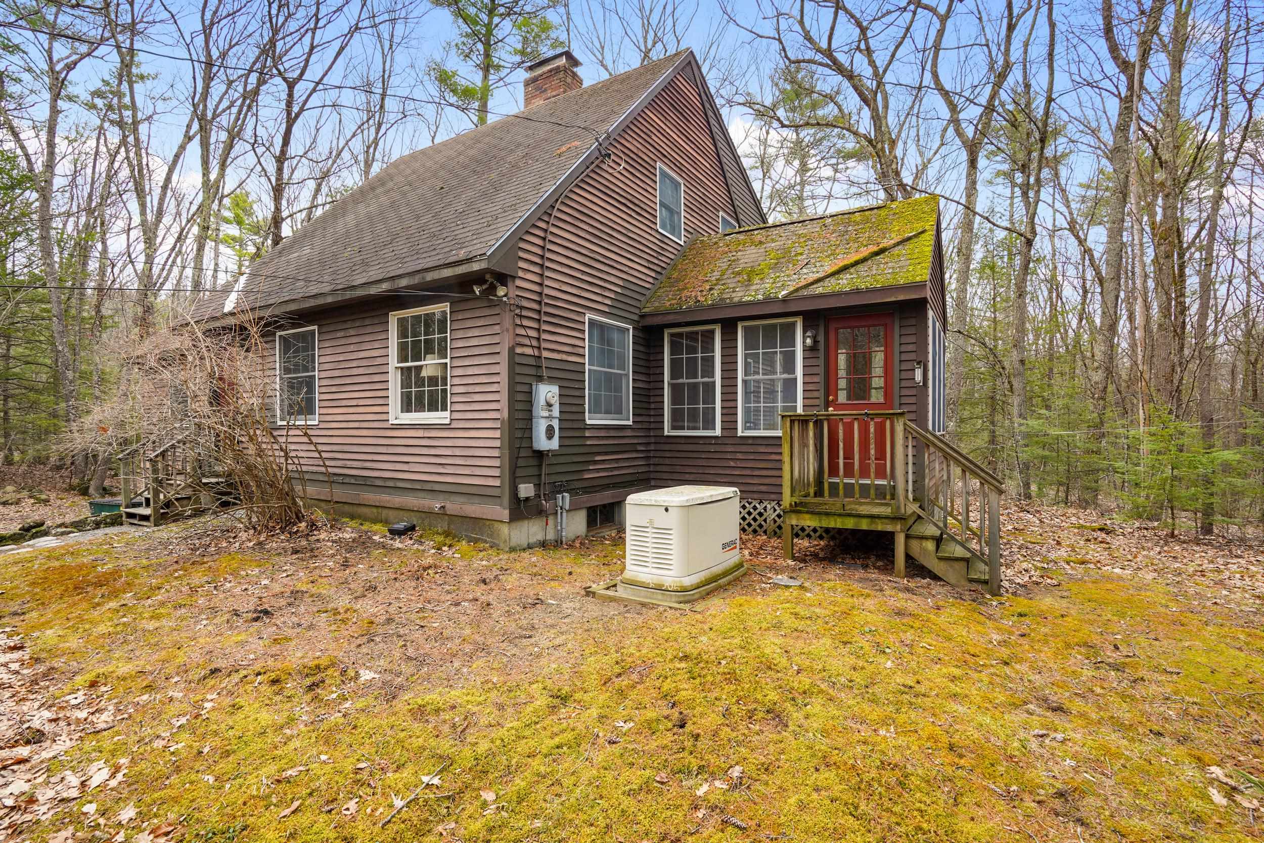 220 Riverdale Road New Boston, NH 03070 - Photo 4 of 35 Gallery Image 4