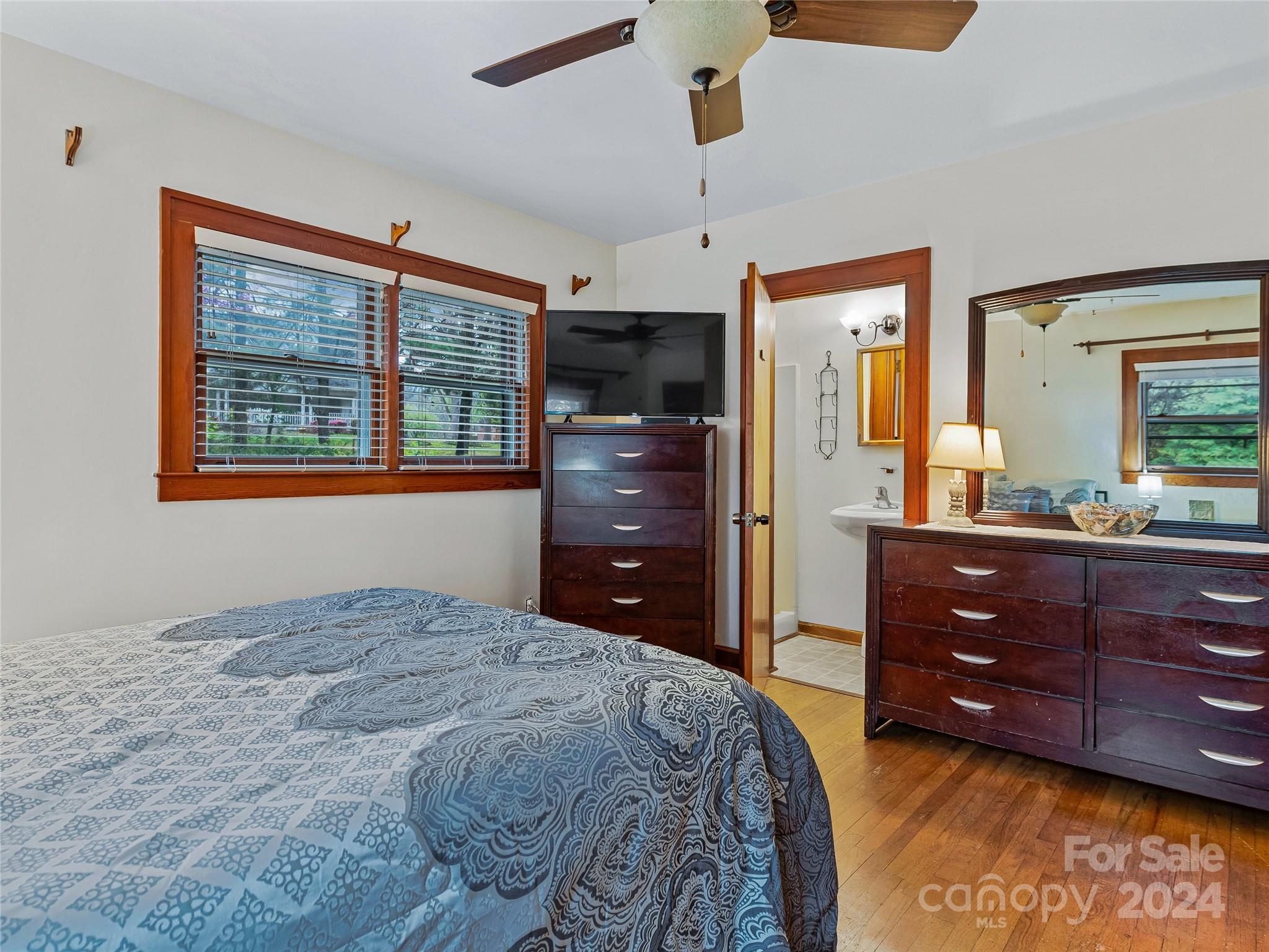 159 Governors View Road Asheville, NC 28805 - Photo 19 of 30 Gallery Image 19