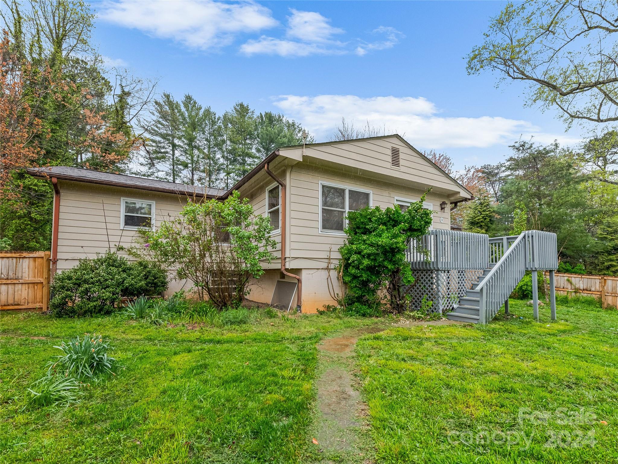 159 Governors View Road Asheville, NC 28805 - Photo 29 of 30 Gallery Image 29