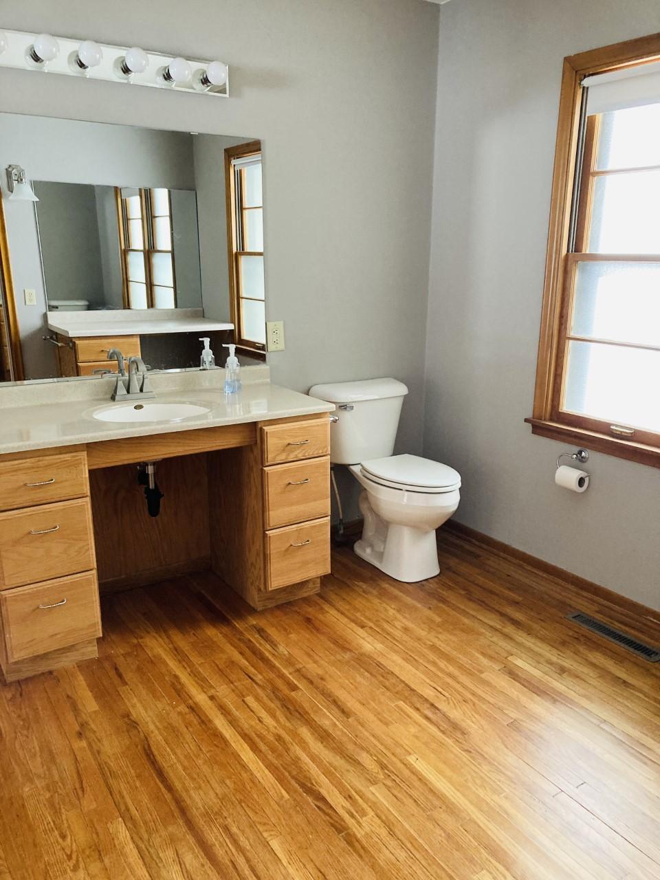 637 Ellen Street Prescott, WI 54021 - Photo 12 of 21 Gallery Image 12