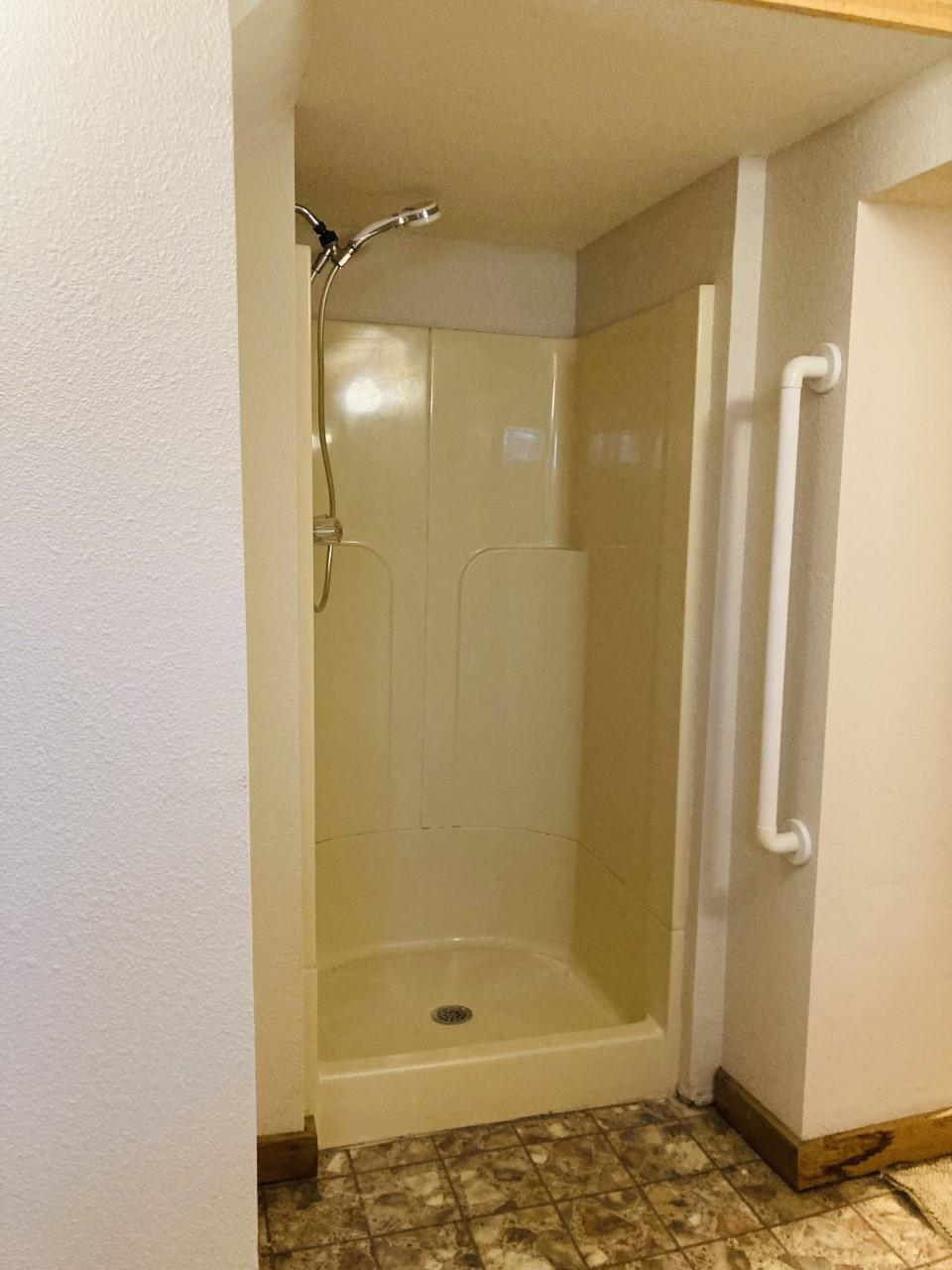 637 Ellen Street Prescott, WI 54021 - Photo 15 of 21 Gallery Image 15
