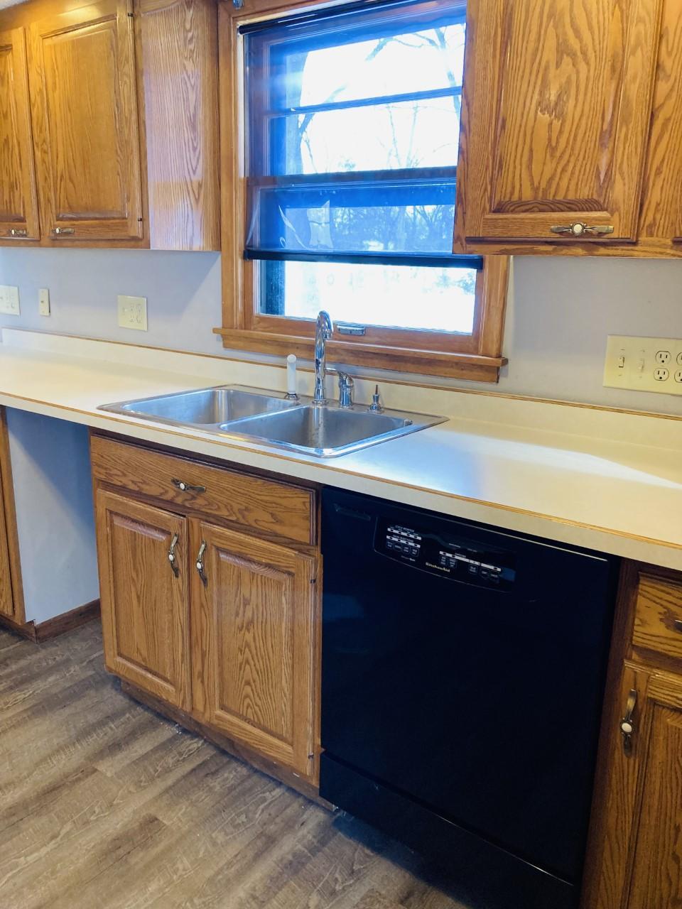 637 Ellen Street Prescott, WI 54021 - Photo 8 of 21 Gallery Image 8