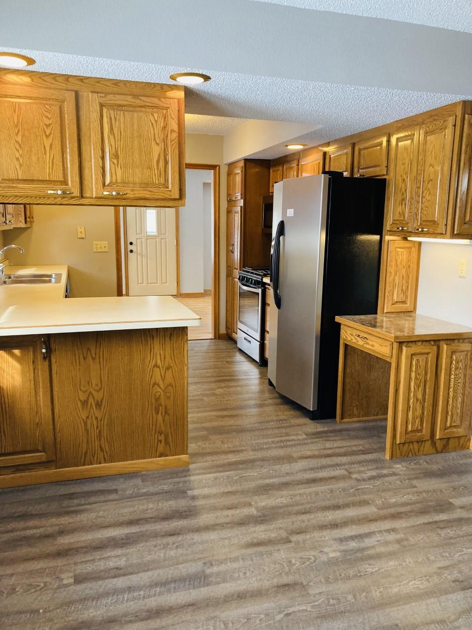 637 Ellen Street Prescott, WI 54021 - Photo 9 of 21 Gallery Image 9