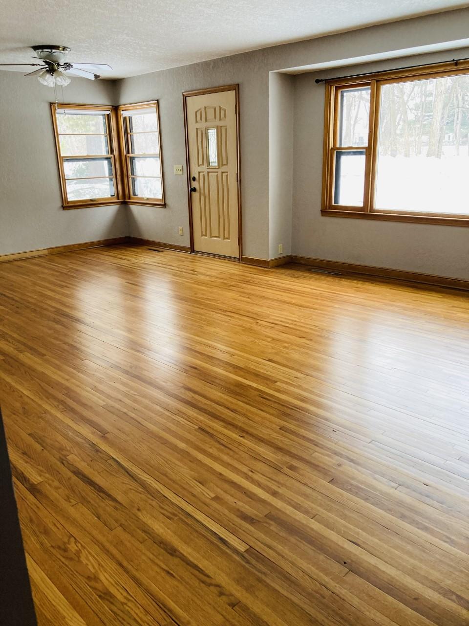 637 Ellen Street Prescott, WI 54021 - Photo 10 of 21 Gallery Image 10