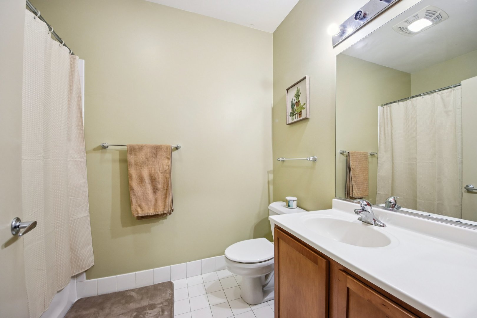 2323 West Pershing Road, Unit 228 Chicago, IL 60609 - Photo 10 of 20 Gallery Image 10