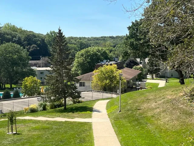 $110,000 | 362 Elton Hills Drive Northwest, Unit 18, Rochester, MN 55901