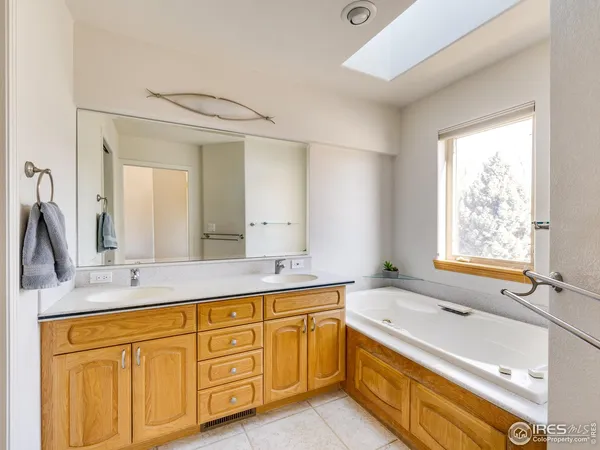 $585,000 | 927 Hover Ridge Circle, Longmont, CO 80501