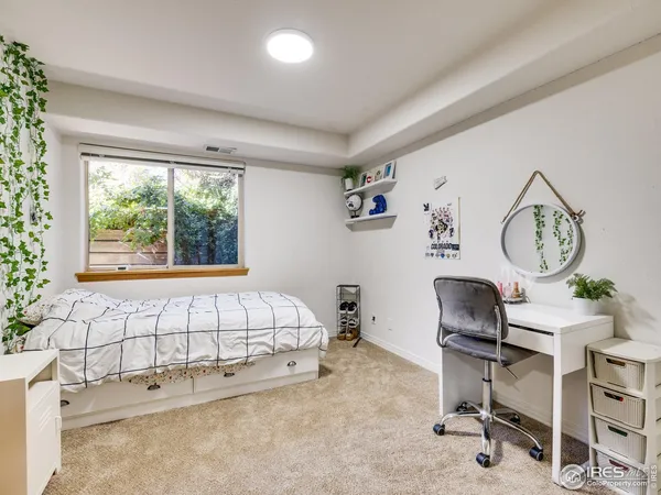 $585,000 | 927 Hover Ridge Circle, Longmont, CO 80501