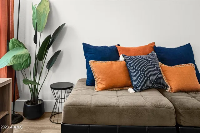 $4,000 | 1027 West Peralta Avenue, Mesa, AZ 85210