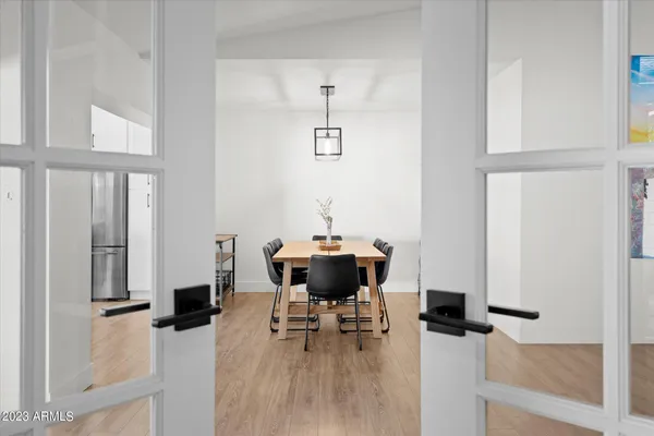 $4,000 | 1027 West Peralta Avenue, Mesa, AZ 85210