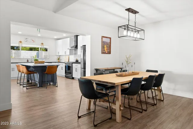 $4,000 | 1027 West Peralta Avenue, Mesa, AZ 85210