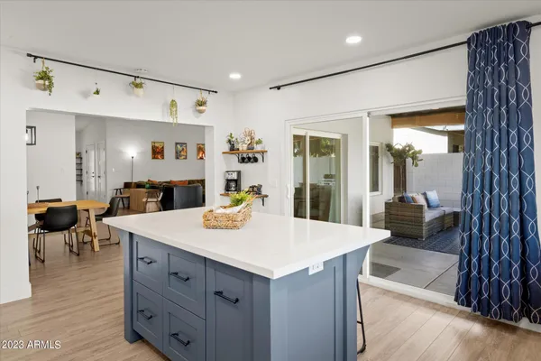 $4,000 | 1027 West Peralta Avenue, Mesa, AZ 85210