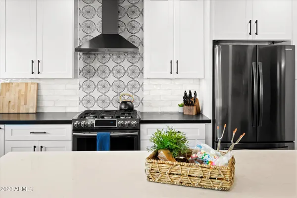 $4,000 | 1027 West Peralta Avenue, Mesa, AZ 85210