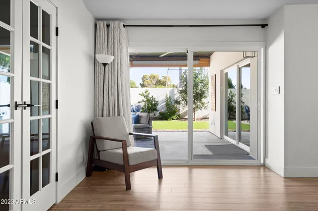 $4,000 | 1027 West Peralta Avenue, Mesa, AZ 85210