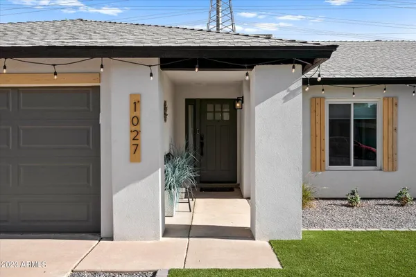 $4,000 | 1027 West Peralta Avenue, Mesa, AZ 85210