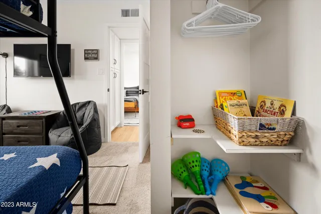 $4,000 | 1027 West Peralta Avenue, Mesa, AZ 85210