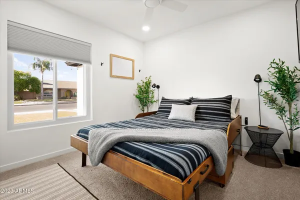 $4,000 | 1027 West Peralta Avenue, Mesa, AZ 85210