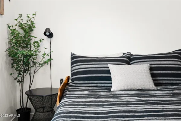 $4,000 | 1027 West Peralta Avenue, Mesa, AZ 85210