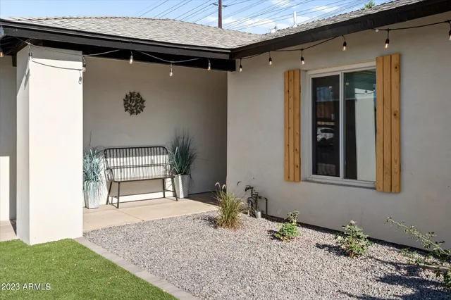 $4,000 | 1027 West Peralta Avenue, Mesa, AZ 85210