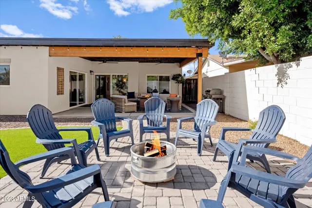 $4,000 | 1027 West Peralta Avenue, Mesa, AZ 85210