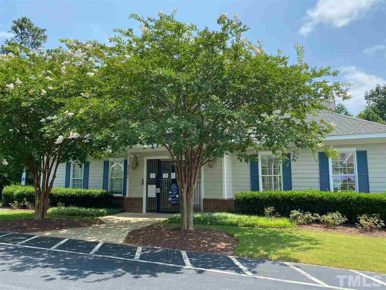 4448 Fairview Ridge Lane Apex, NC 27539 - Photo 10 of 28 Gallery Image 10