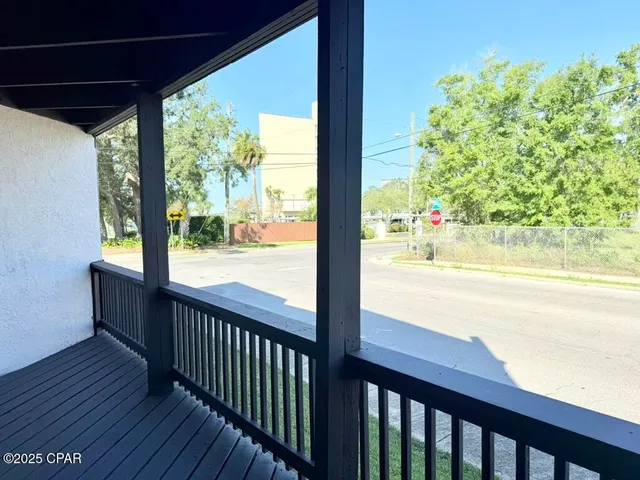 $1,700 | 401 East Beach Drive, Unit A3, Panama City, FL 32401