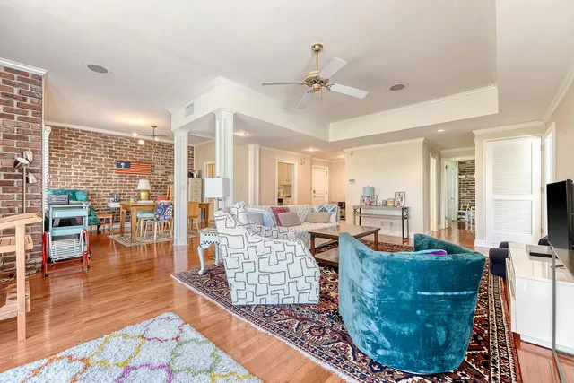 $995,000 | 220 3rd Avenue, Unit 4B, Charleston, SC 29403