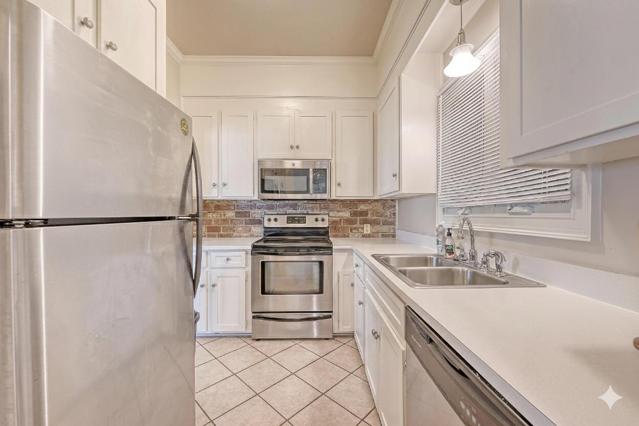 220 3rd Avenue, Unit 4B Charleston, SC 29403 - Photo 19 of 48 220 3rd Avenue #4B-101