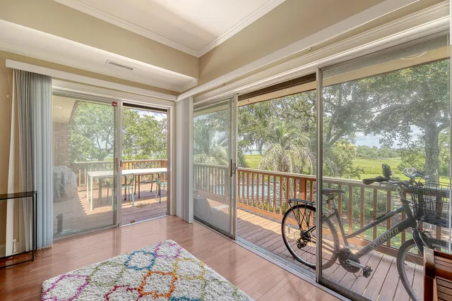 $995,000 | 220 3rd Avenue, Unit 4B, Charleston, SC 29403