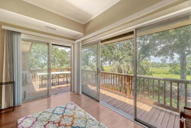 220 3rd Avenue, Unit 4B Charleston, SC 29403 - Photo 10 of 48 220 3rd Avenue #4B-100