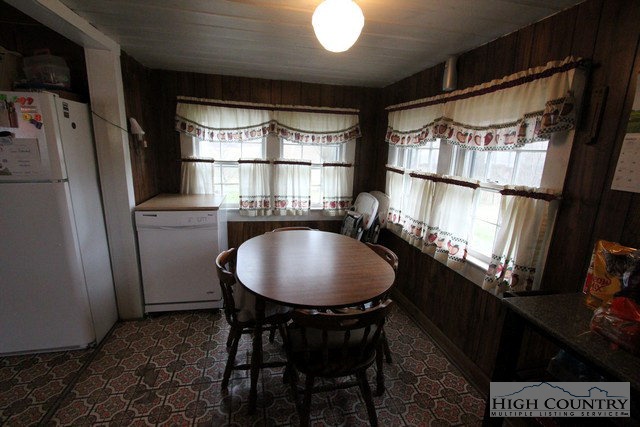 7538 Peach Bottom Road Independence, VA 24348 - Photo 15 of 20 Gallery Image 15