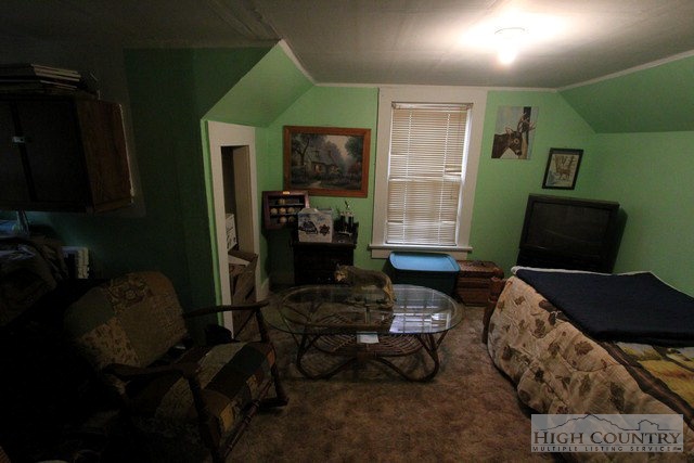 7538 Peach Bottom Road Independence, VA 24348 - Photo 5 of 20 Gallery Image 5
