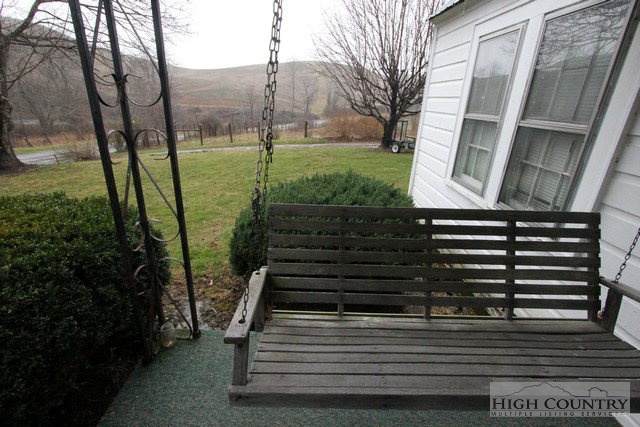 7538 Peach Bottom Road Independence, VA 24348 - Photo 7 of 20 Gallery Image 7