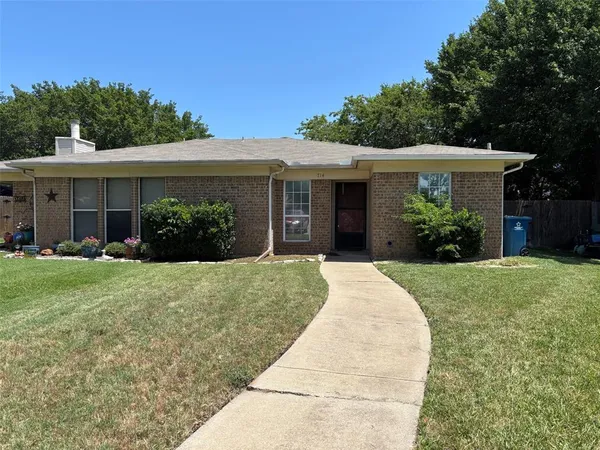 $260,000 | 714 Peach Court, Grapevine, TX 76051