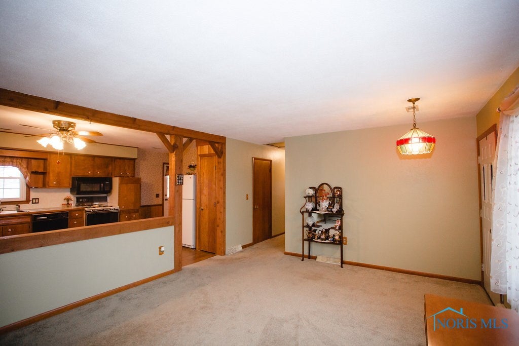 106 North Wynn Road Oregon, OH 43616 - Photo 11 of 34 Gallery Image 11