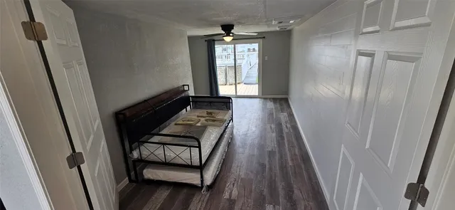 $475,000 | 1643 Railroad Street, Dickinson, TX 77539