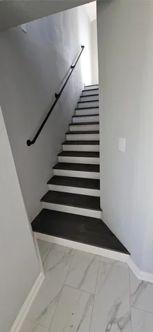 $475,000 | 1643 Railroad Street, Dickinson, TX 77539