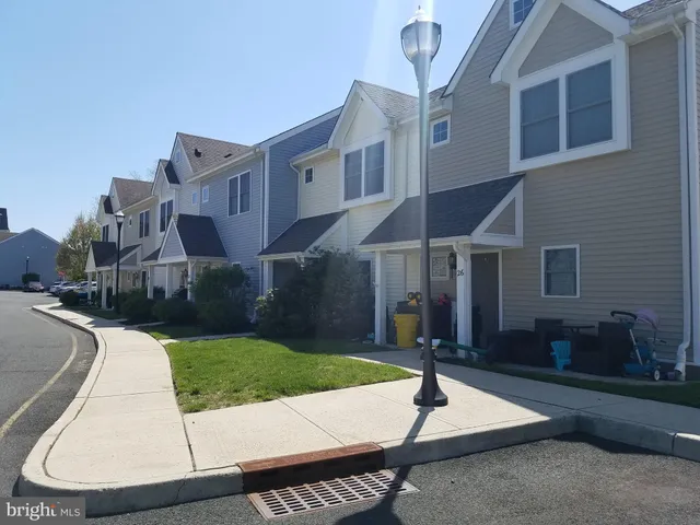 a view of backyard with small space