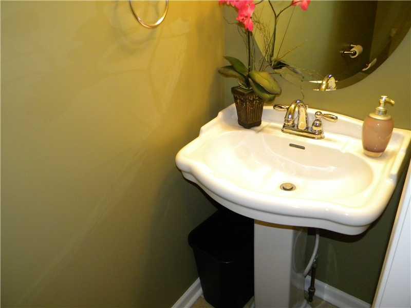 4141 Ruckle Street Indianapolis, IN 46205 - Photo 14 of 20 Gallery Image 14