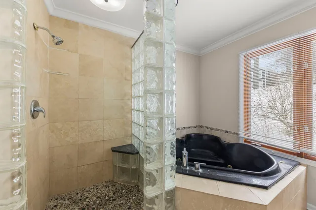 $350,000 | 338 Hiawatha Drive, Lake In The Hills, IL 60156