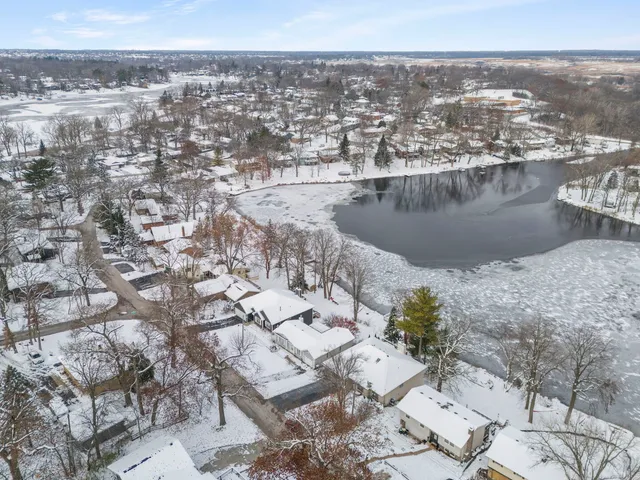 an aerial view of multiple house