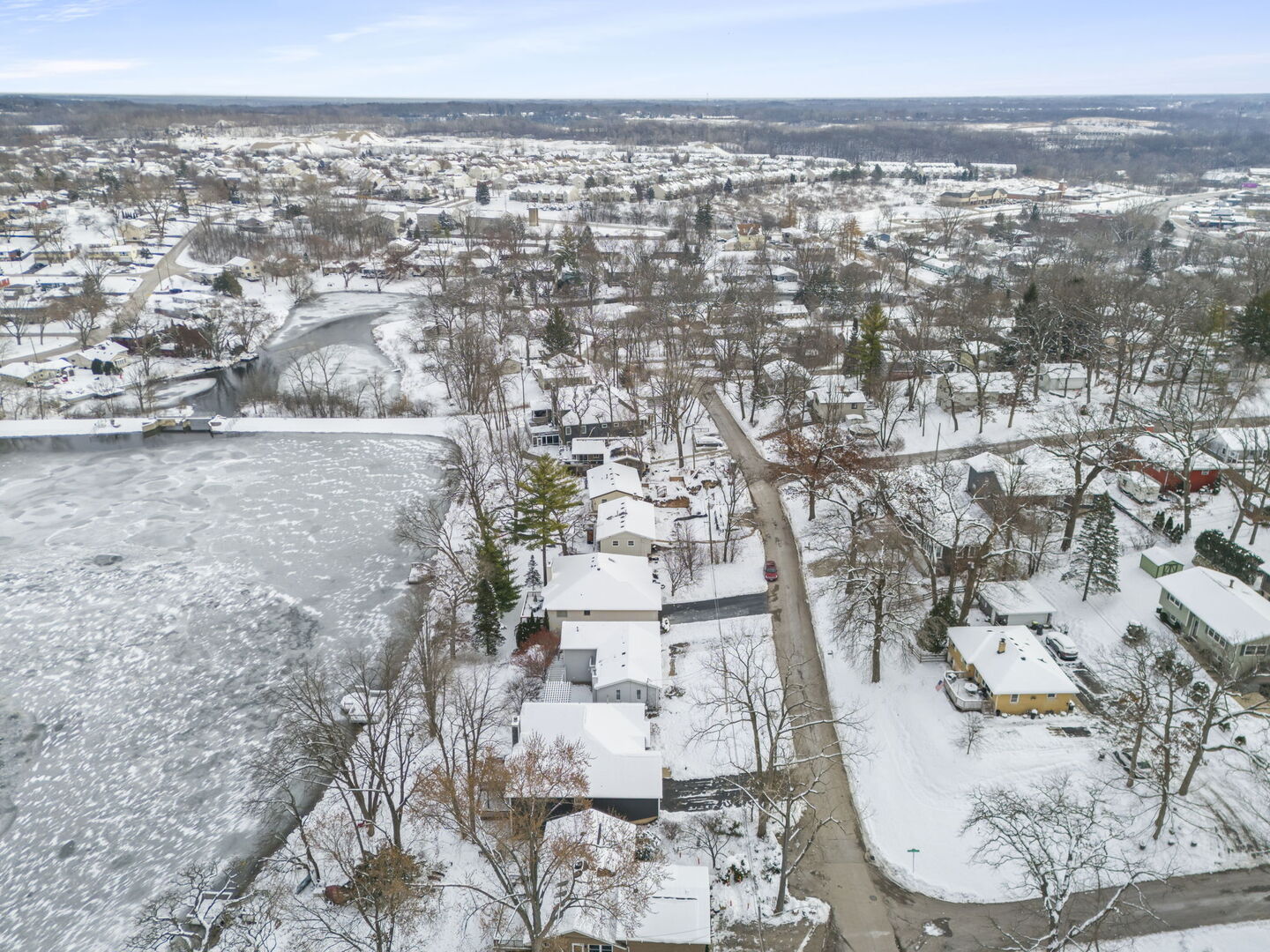 338 Hiawatha Drive Lake In The Hills, IL 60156 - Photo 43 of 49 an aerial view of multiple house