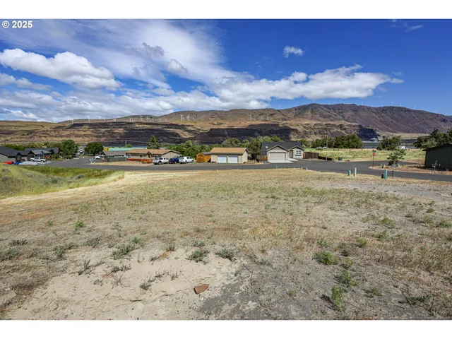 $65,000 | 402 Deschutes Lane, Rufus, OR 97050