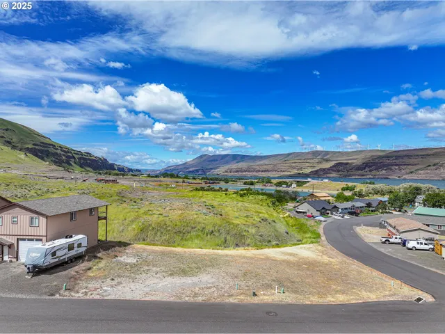 $65,000 | 402 Deschutes Lane, Rufus, OR 97050