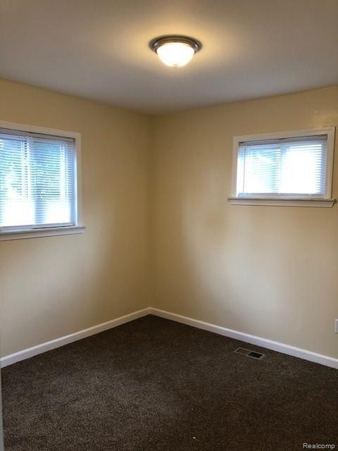 1298 Fall River Road Ypsilanti, MI 48198 - Photo 10 of 20