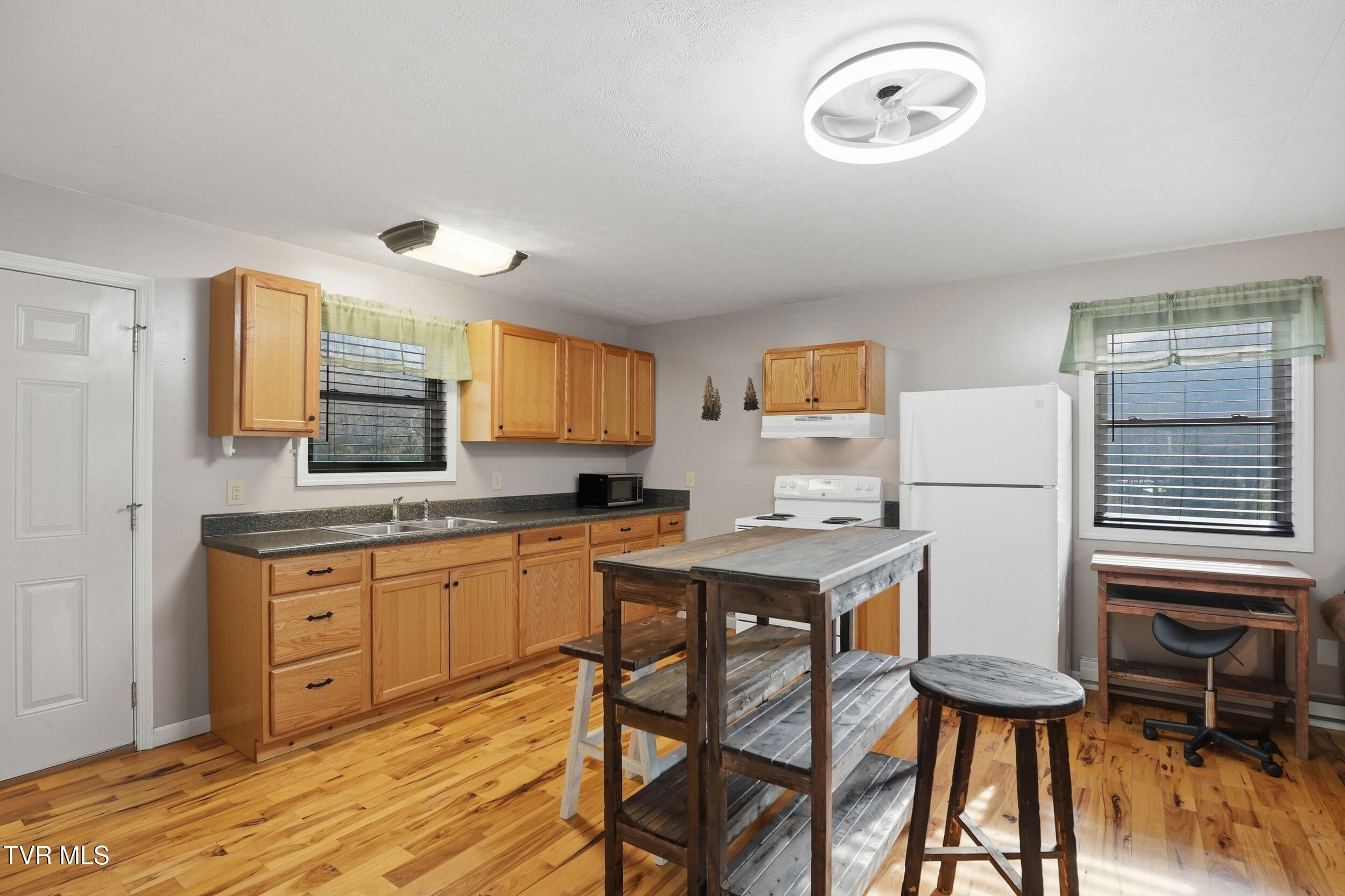 6720 Canton Road Blackwater, VA 24221 - Photo 11 of 36 11_6720 canton rd-19