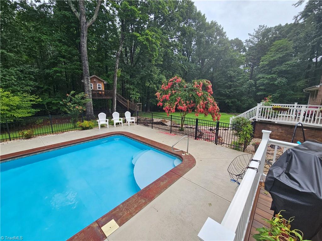 137 Forest Lane State Road, NC 28676 - Photo 14 of 25