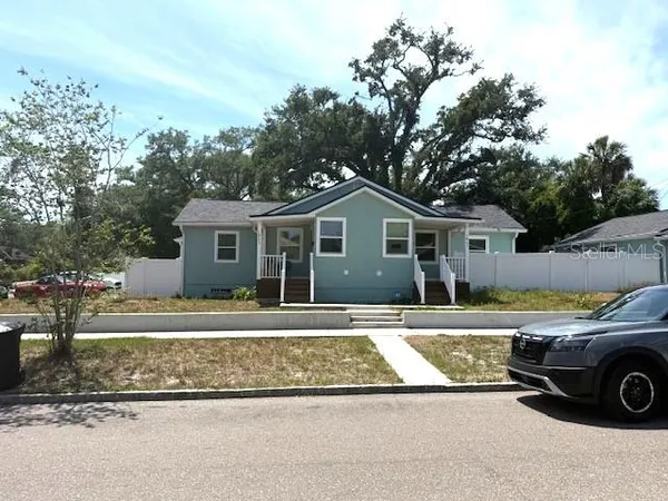 $1,675 | 1931 10th Street South, St. Petersburg, FL 33705